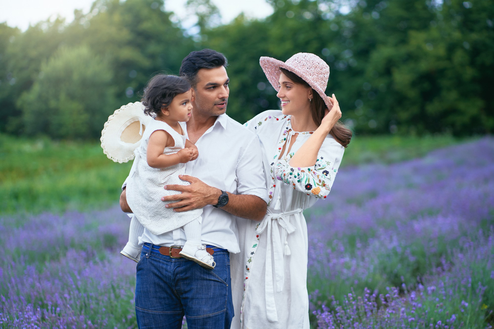 indian traveler with family