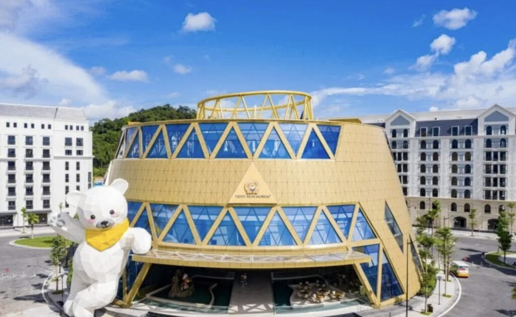 Visit the Teddy Bear Museum